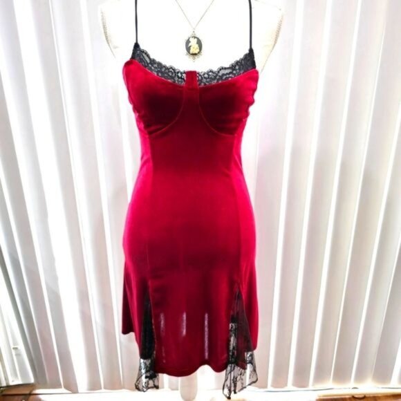 SHEIN Dresses & Skirts - SOLD IN MOONGODDESS7